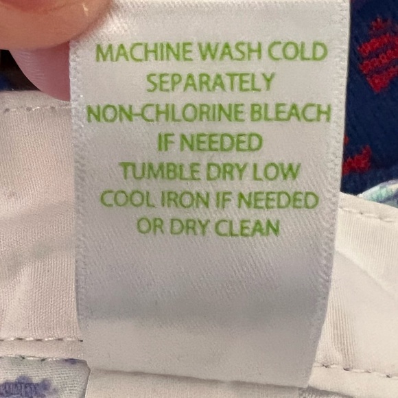 Lilly Pulitzer 5" BUTTERCUP SCALLOP HEM SHORT in Lilly’s Lilac Nice Ink Size 10 - Picture 12 of 13